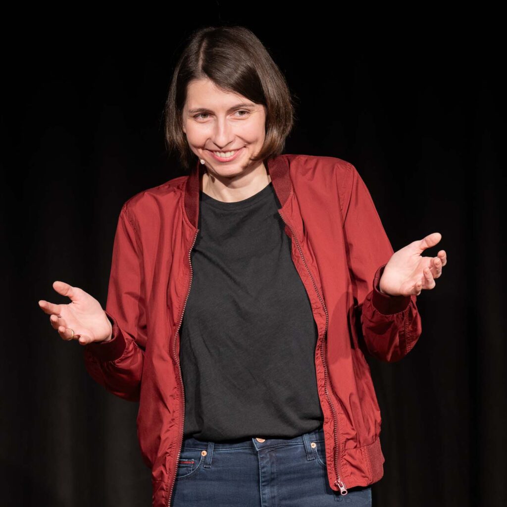 Chrissi Buchmasser auf der KU.BA Bühne