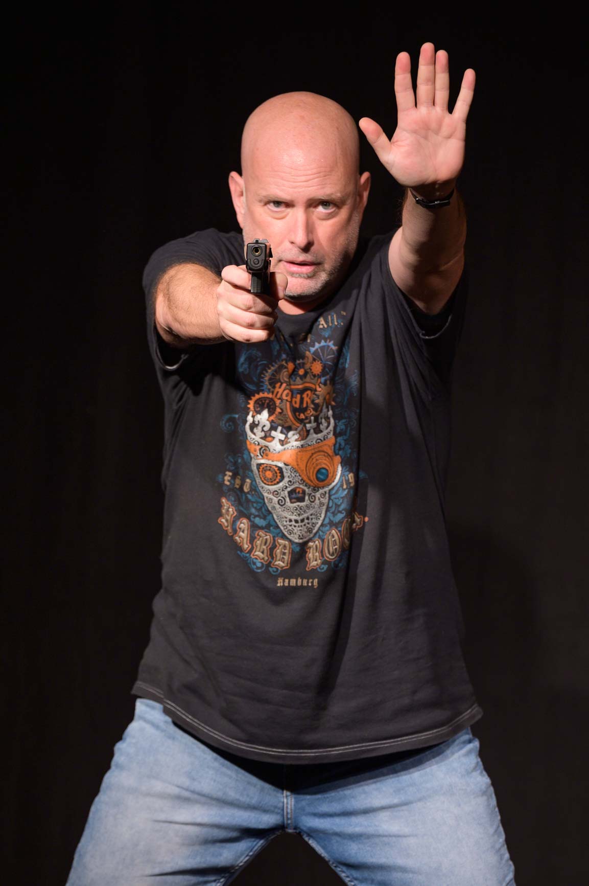 Markus Hauptmann, lang stirbsam Markus Hauptmann auf der KU.BA Bühne